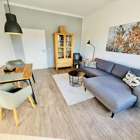 Apartman Stromdampfer, Hafenblick *